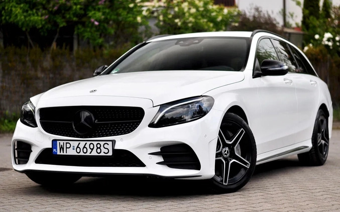 Mercedes-Benz Klasa C cena 134900 przebieg: 140000, rok produkcji 2019 z Krynki małe 742